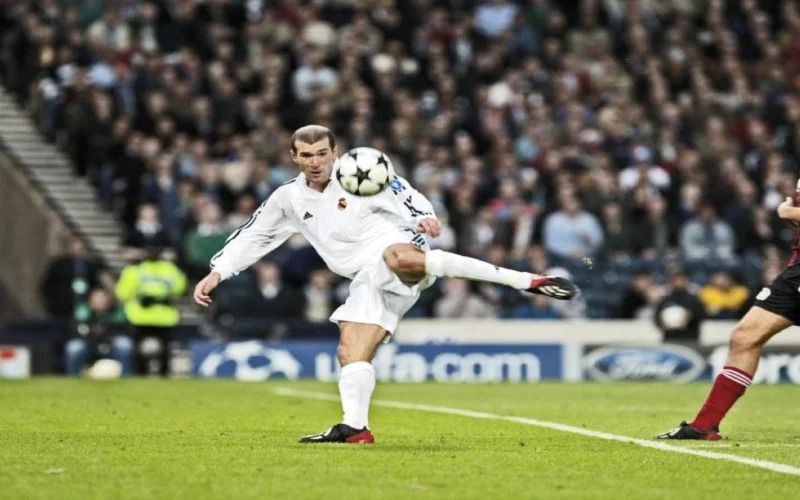 من الهاوية إلى التتويج.. مدرب مجهول يقود الريال للقب دوري الأبطال